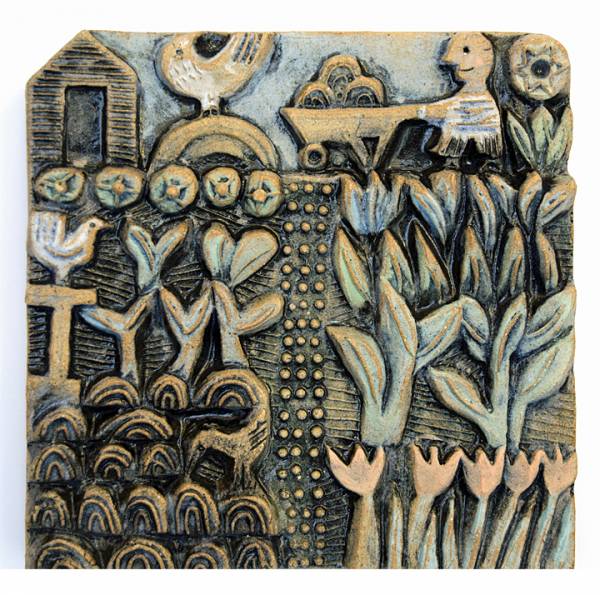 - a Ceramic by Hilke MacIntyre, measuring 10 x 10 cm (H x W) £50